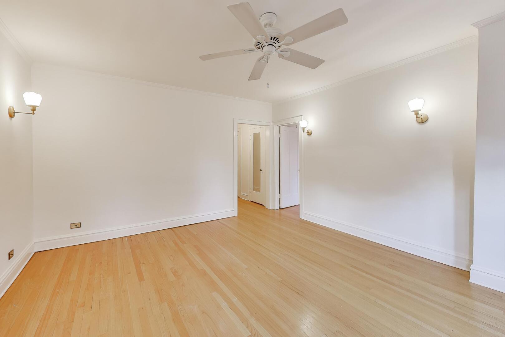 7346 Lake Street Unit: 2W