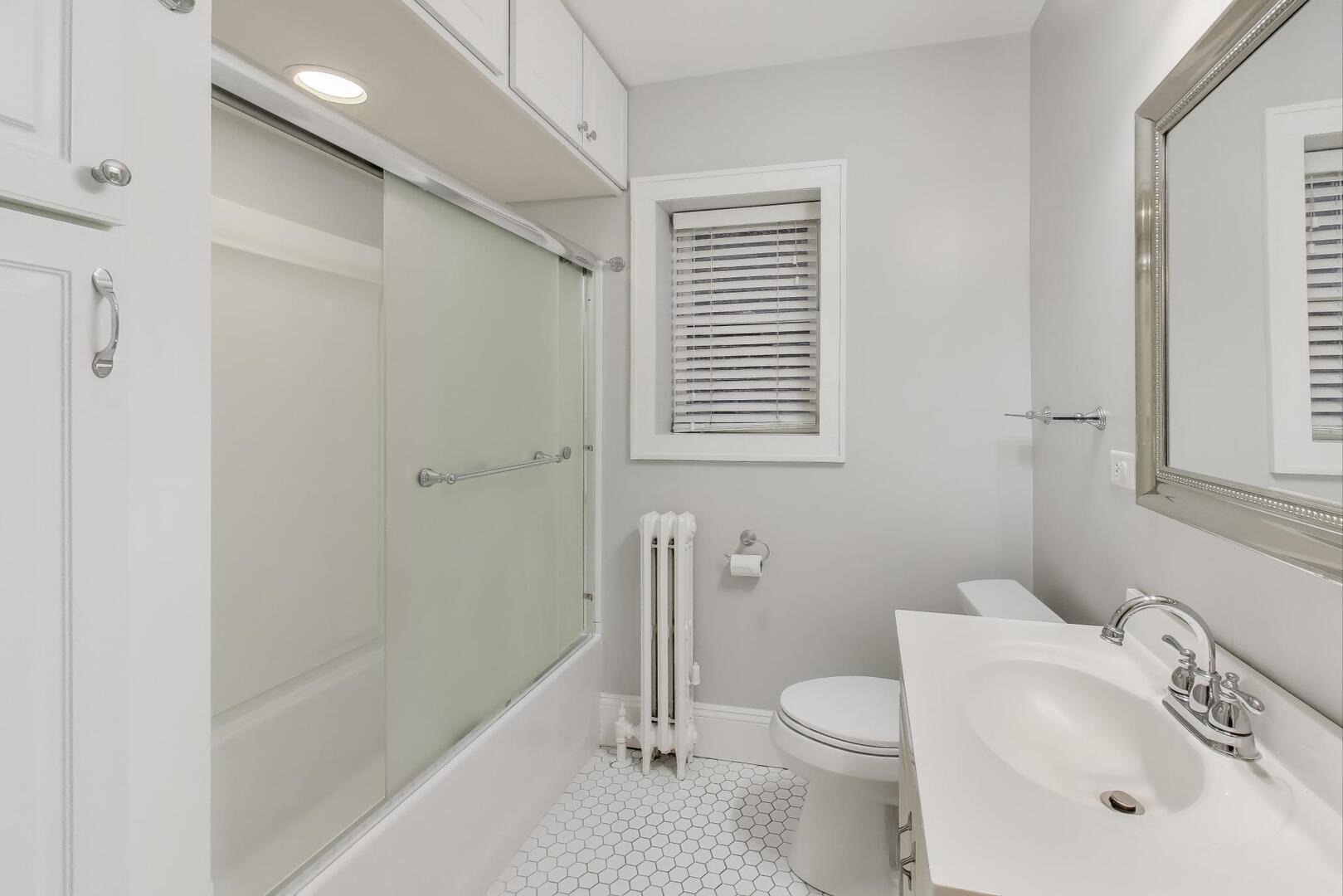 7346 Lake Street Unit: 2W