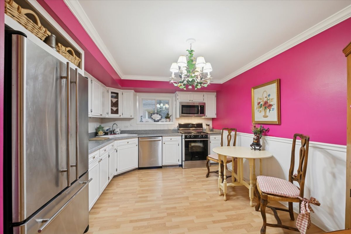 411 Ashland Avenue Unit: 1A