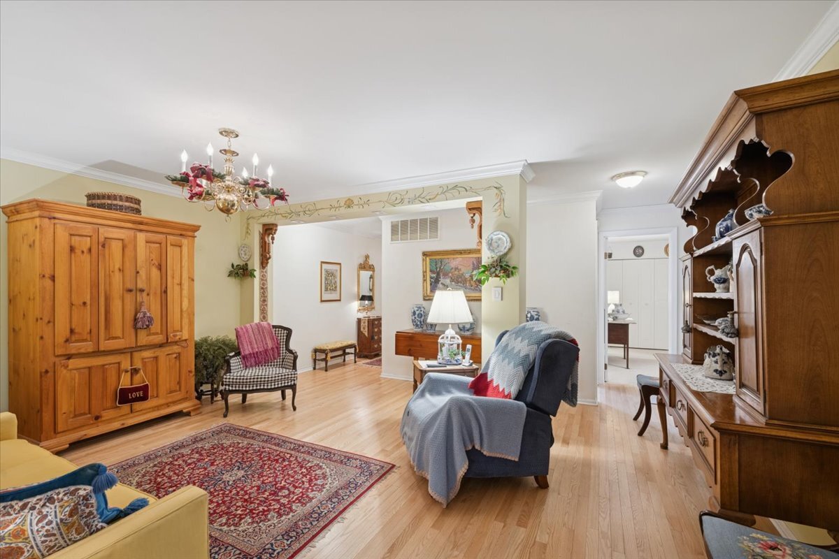 411 Ashland Avenue Unit: 1A