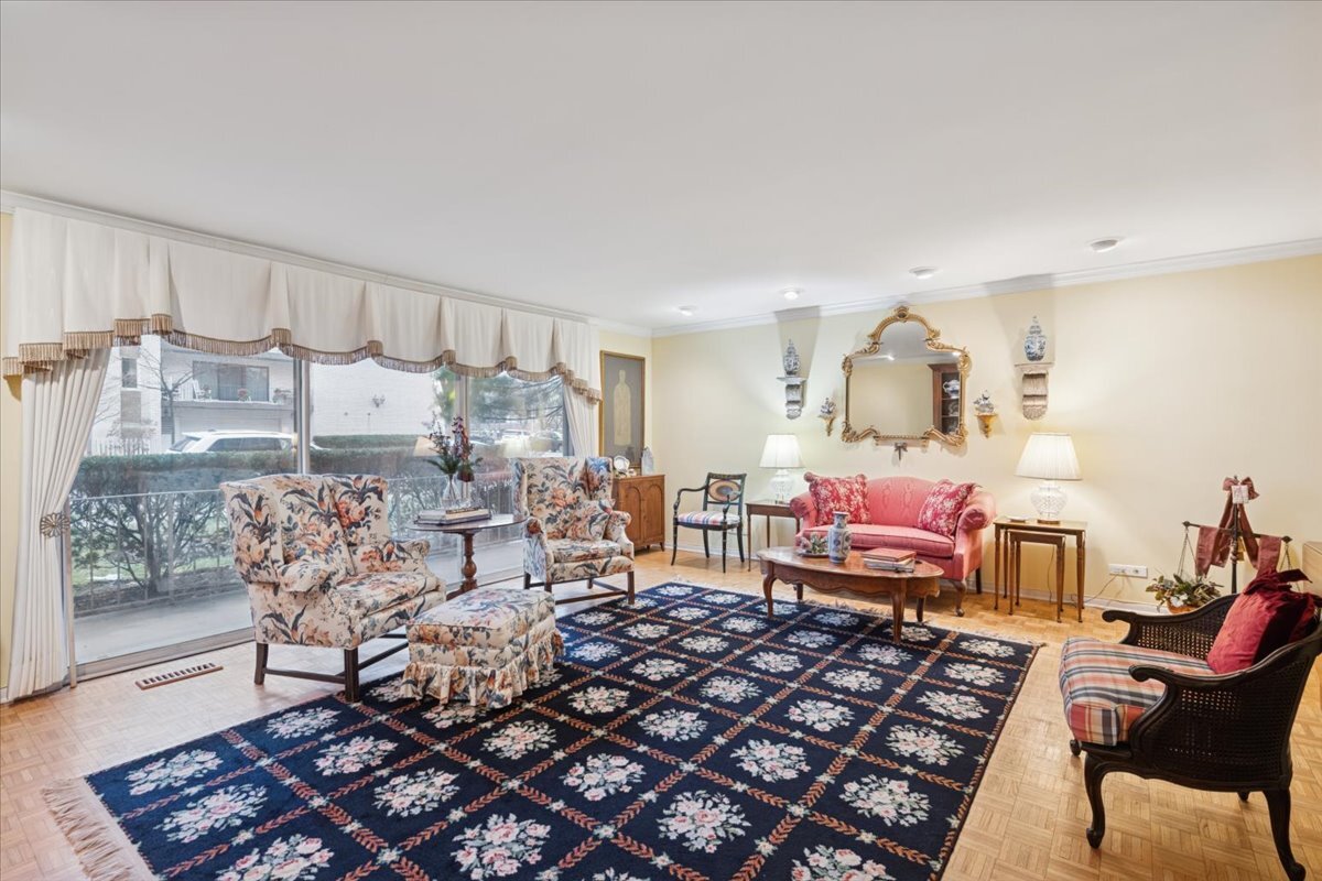 411 Ashland Avenue Unit: 1A