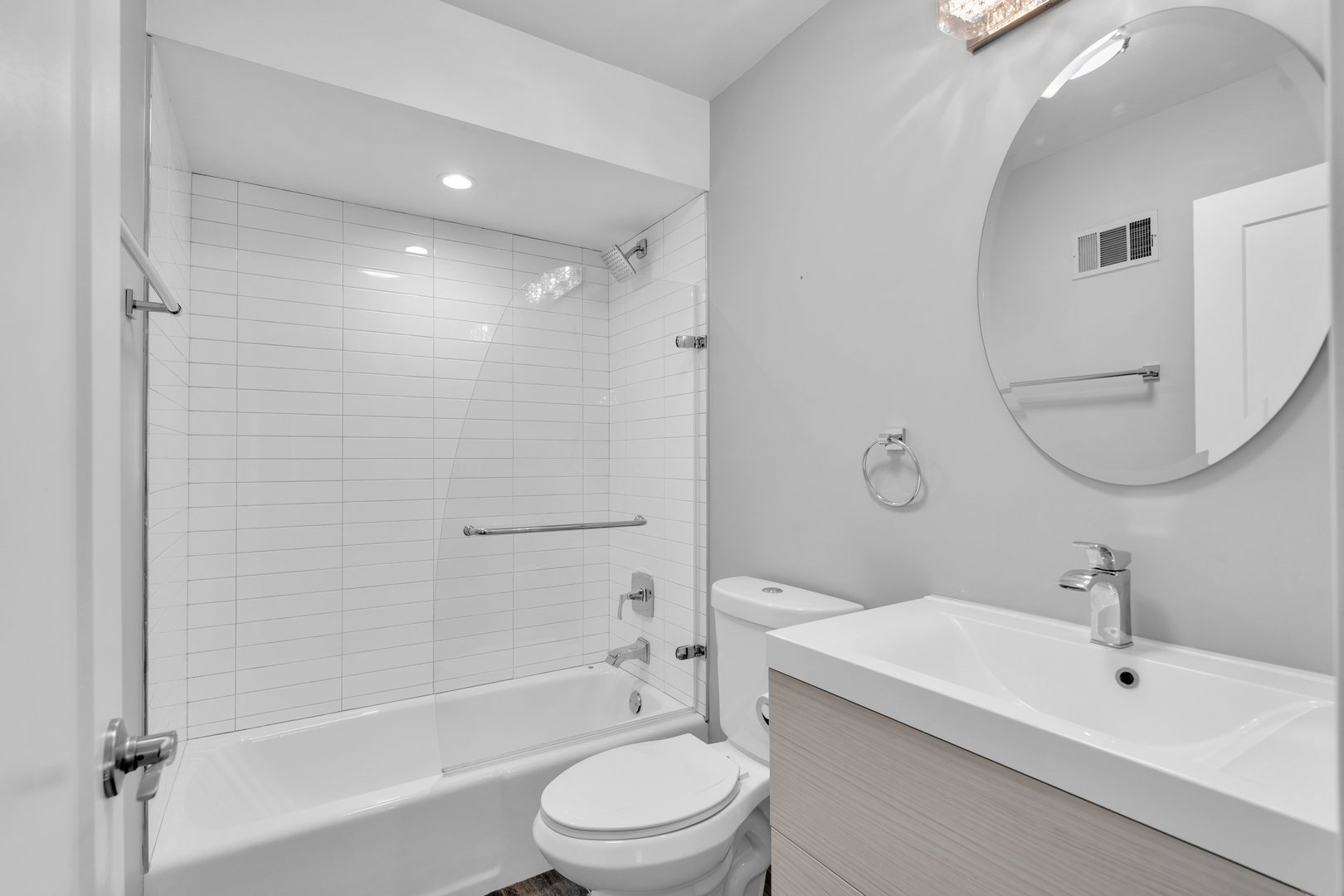 1400 N Yarmouth Place Unit: 407