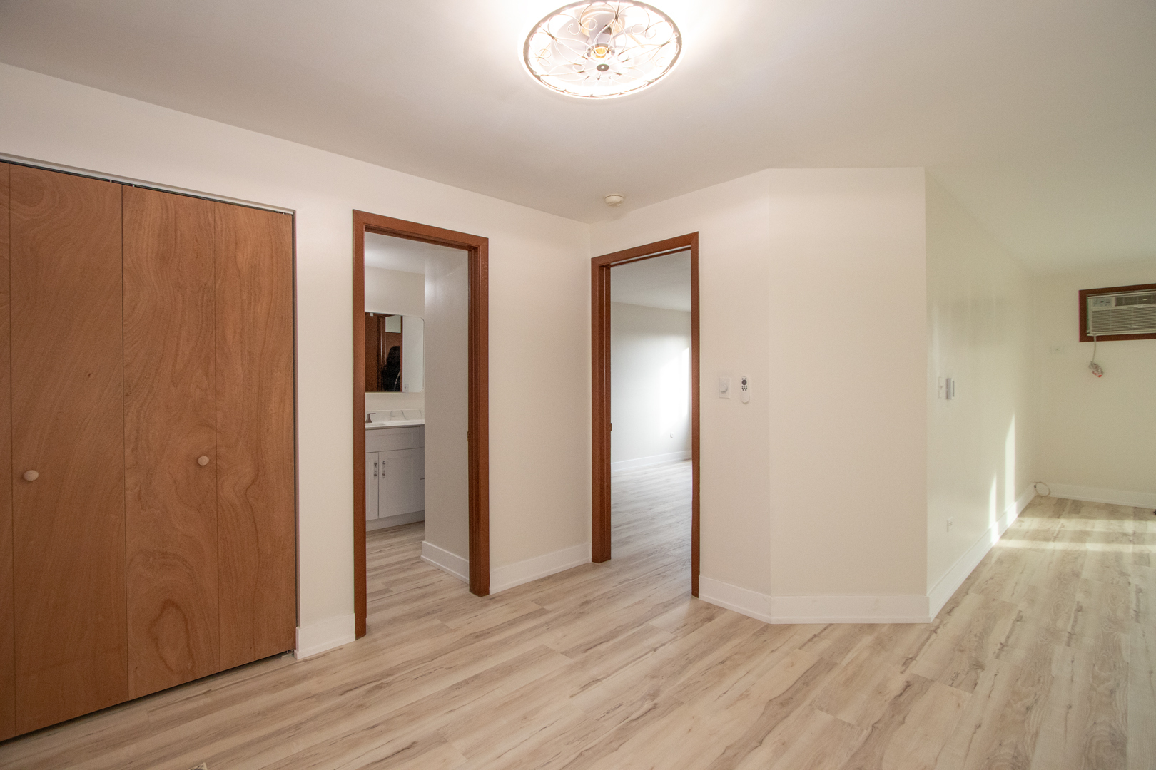 2320 N Nordica Avenue Unit: 411