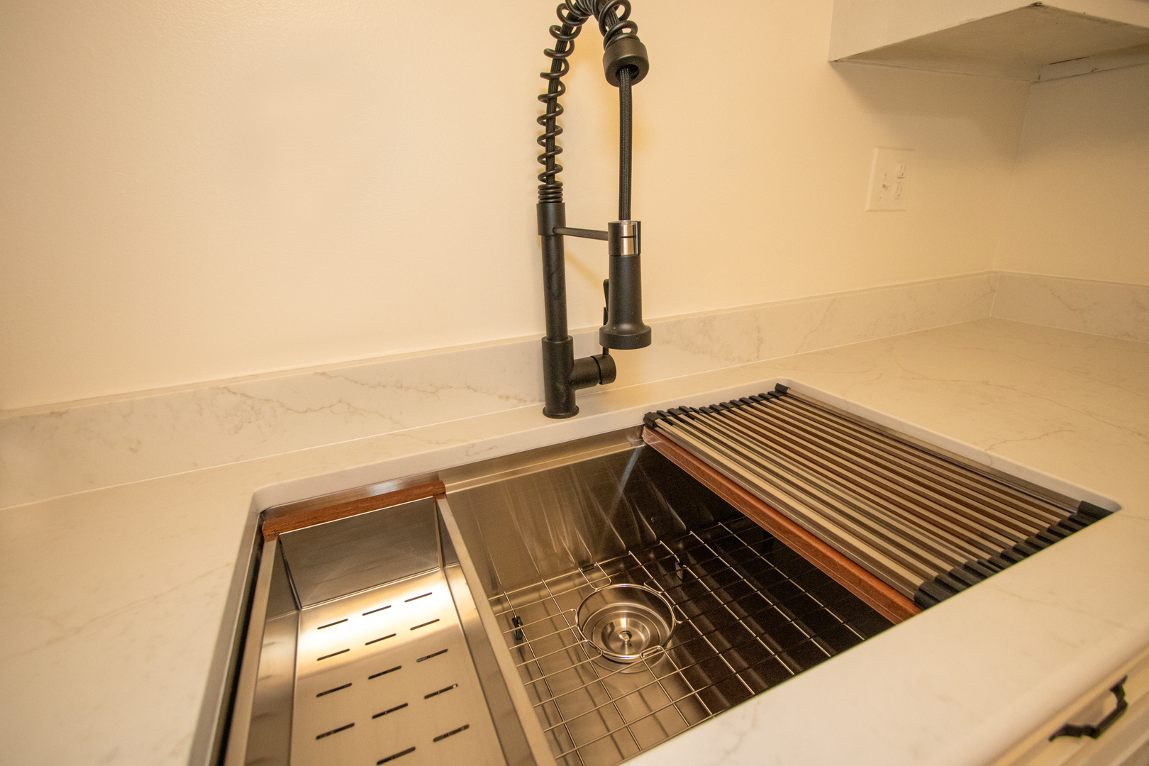 2320 N Nordica Avenue Unit: 411