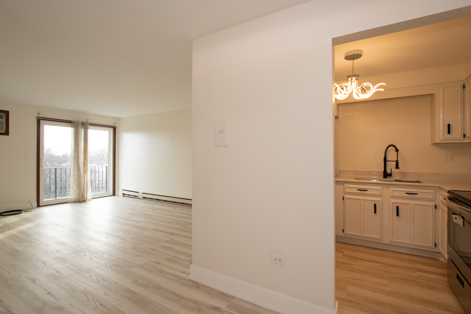 2320 N Nordica Avenue Unit: 411