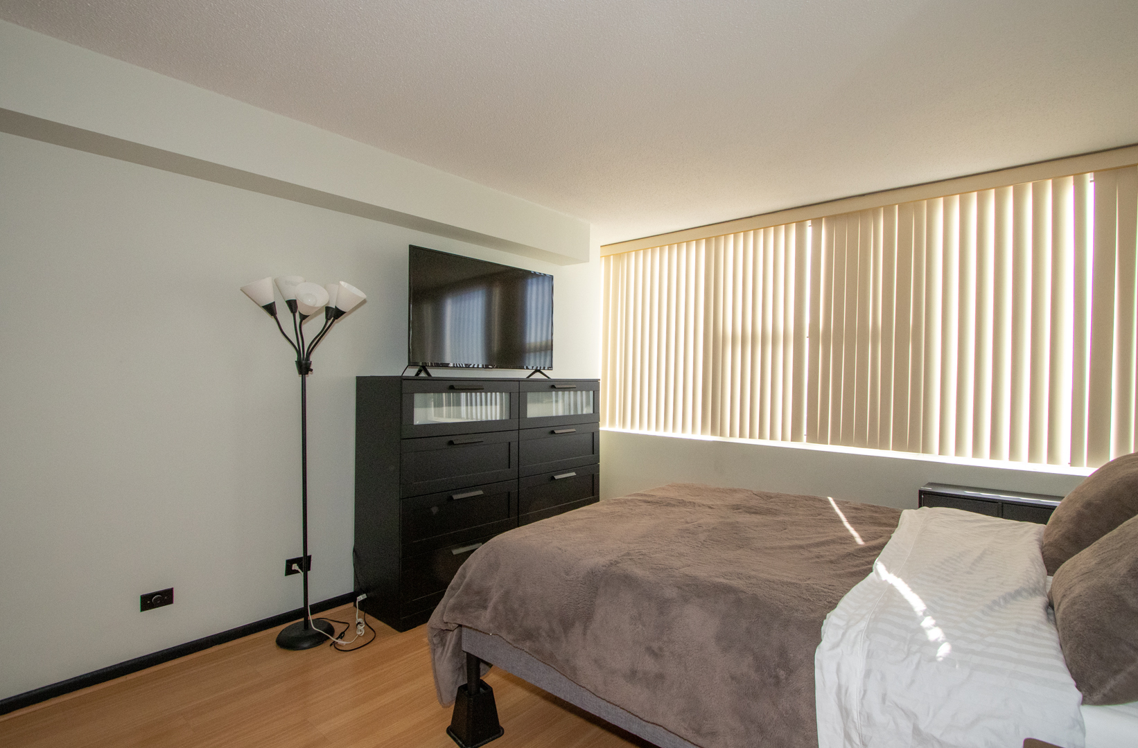 7234 W North Avenue Unit: 807