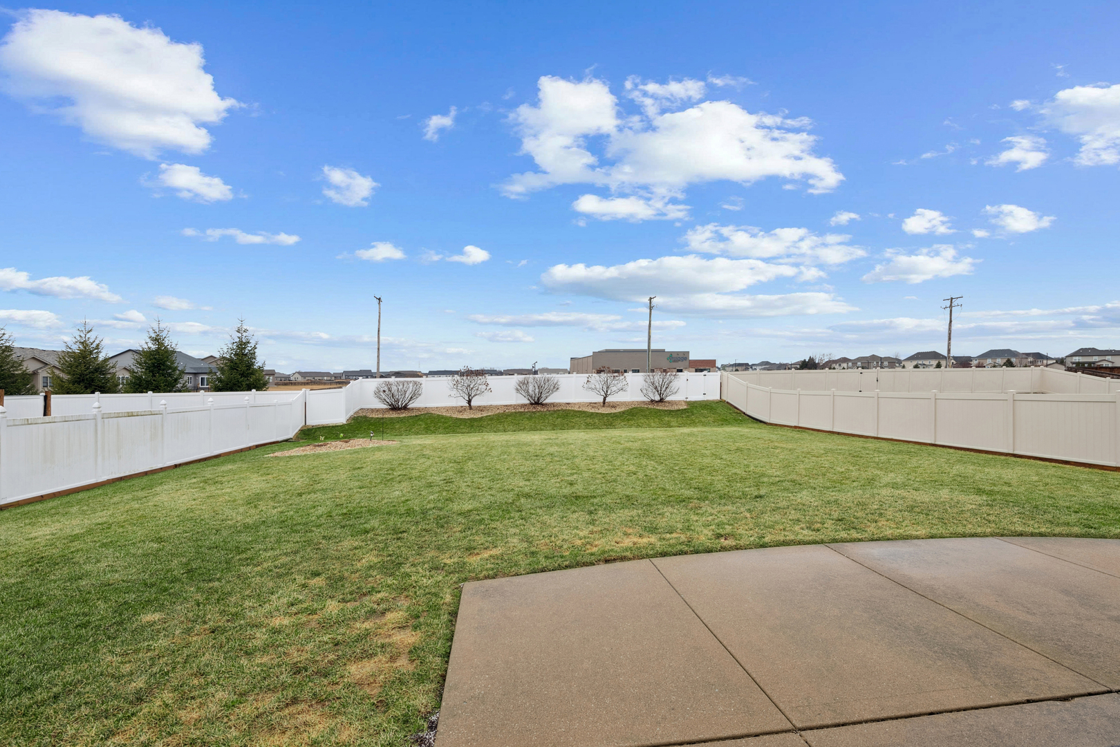 26334 W Silver Stream Drive