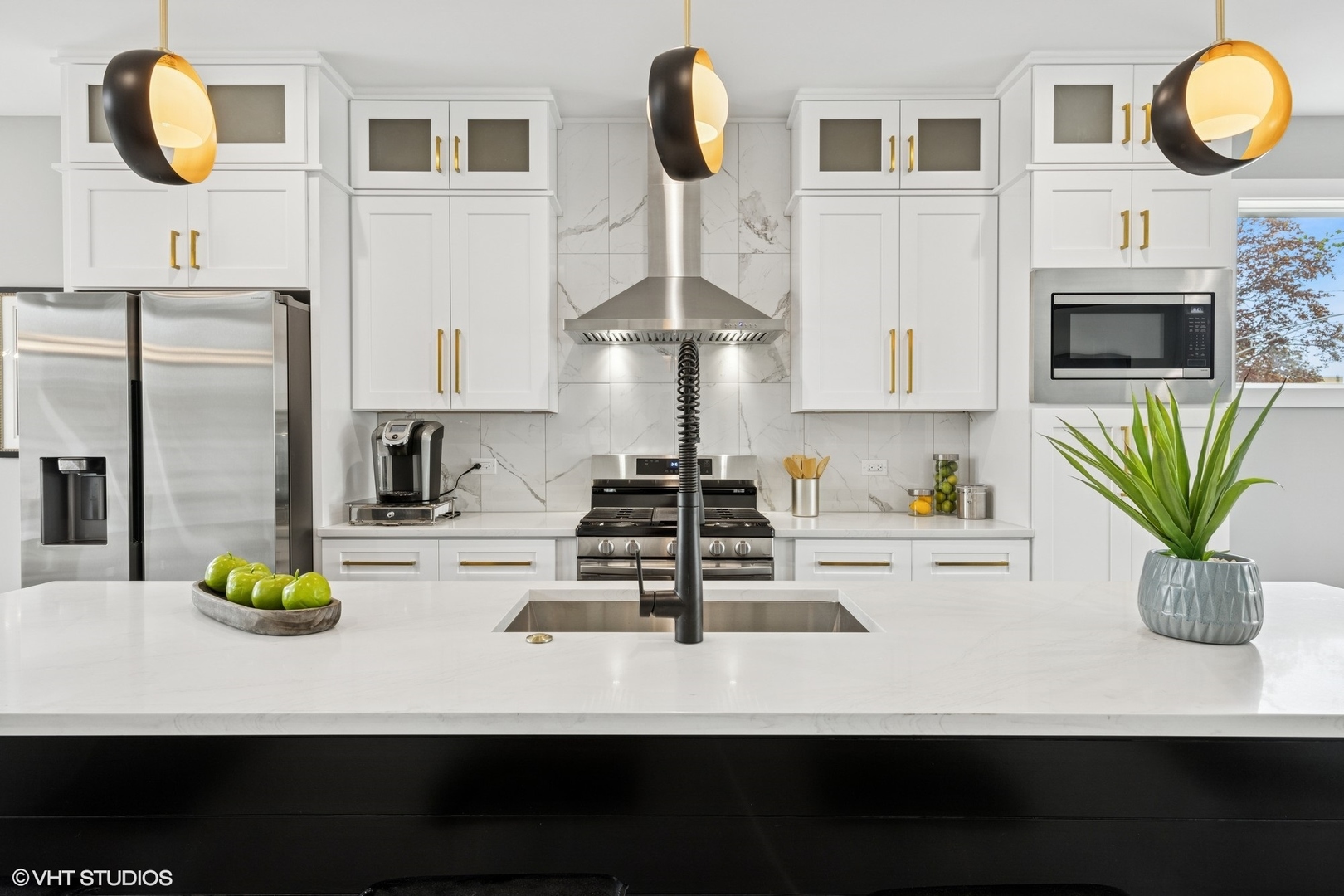 2805 N Auxplaines Street