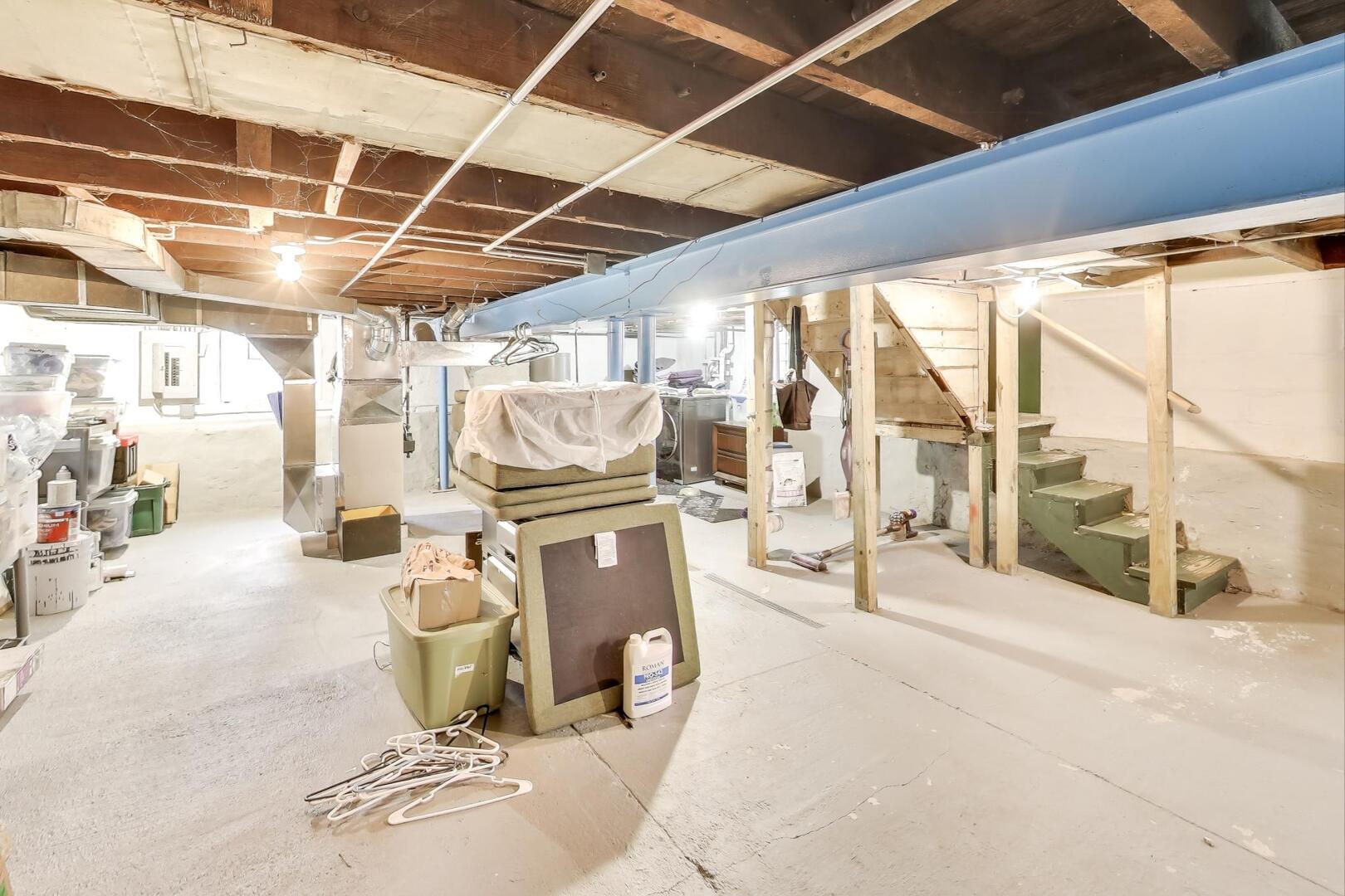 830 N Austin Boulevard