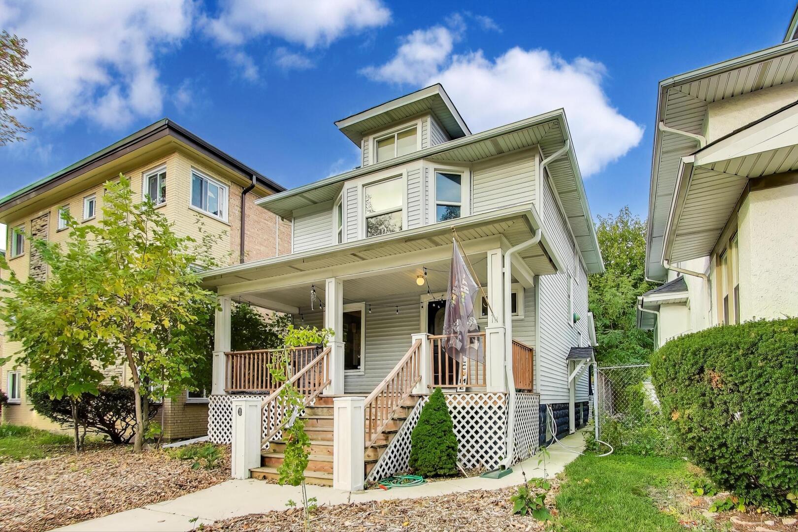 830 N Austin Boulevard