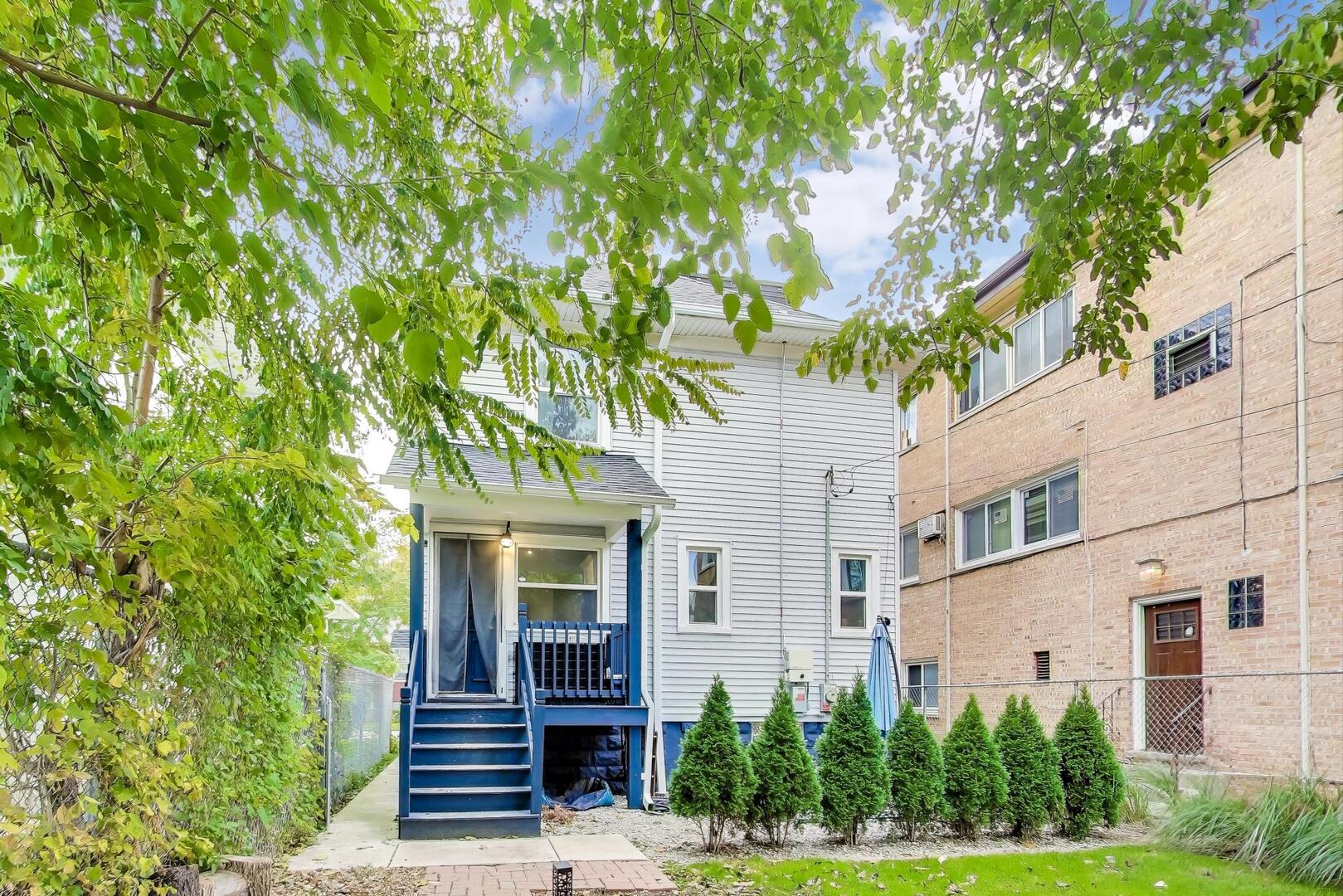 830 N Austin Boulevard