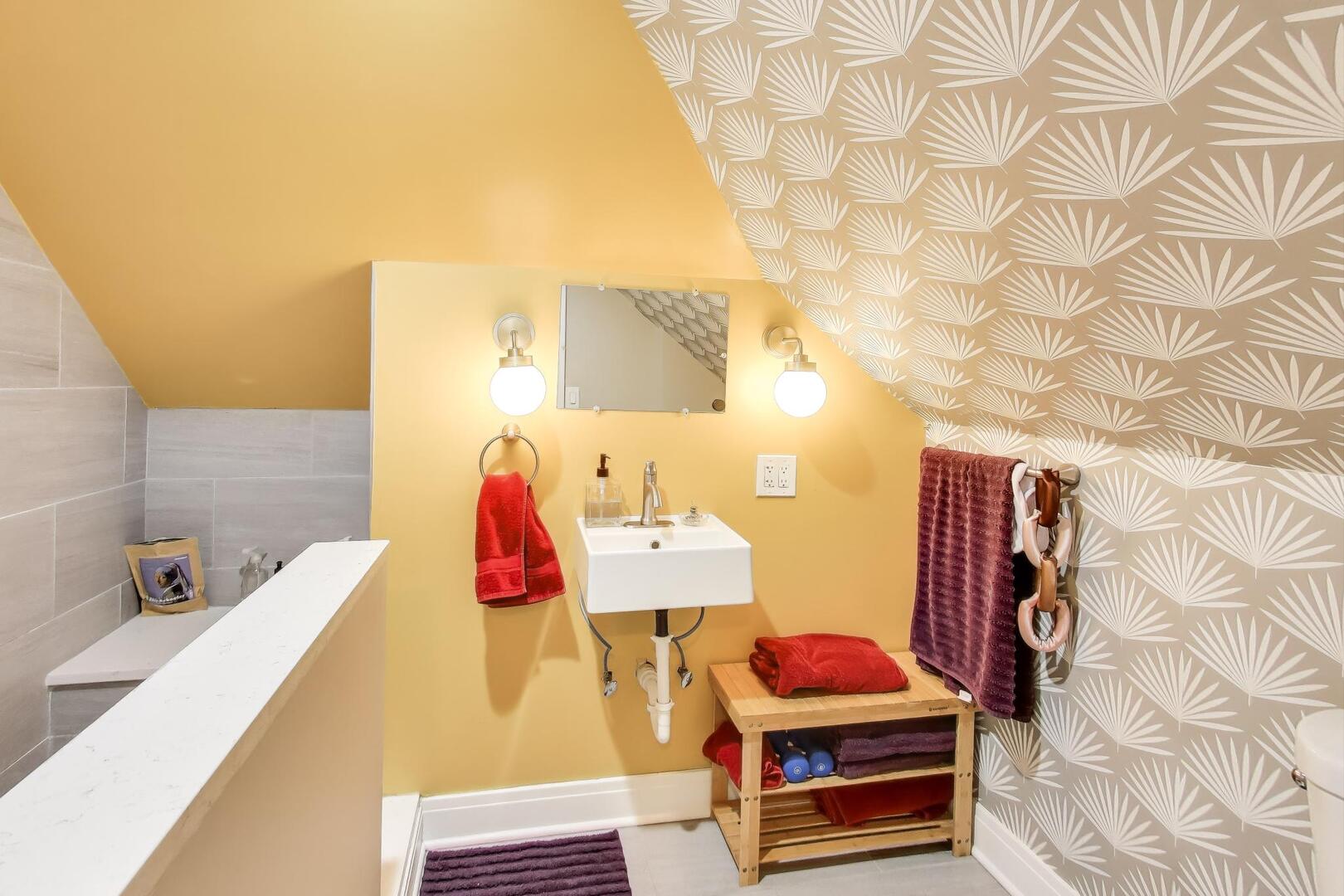 830 N Austin Boulevard