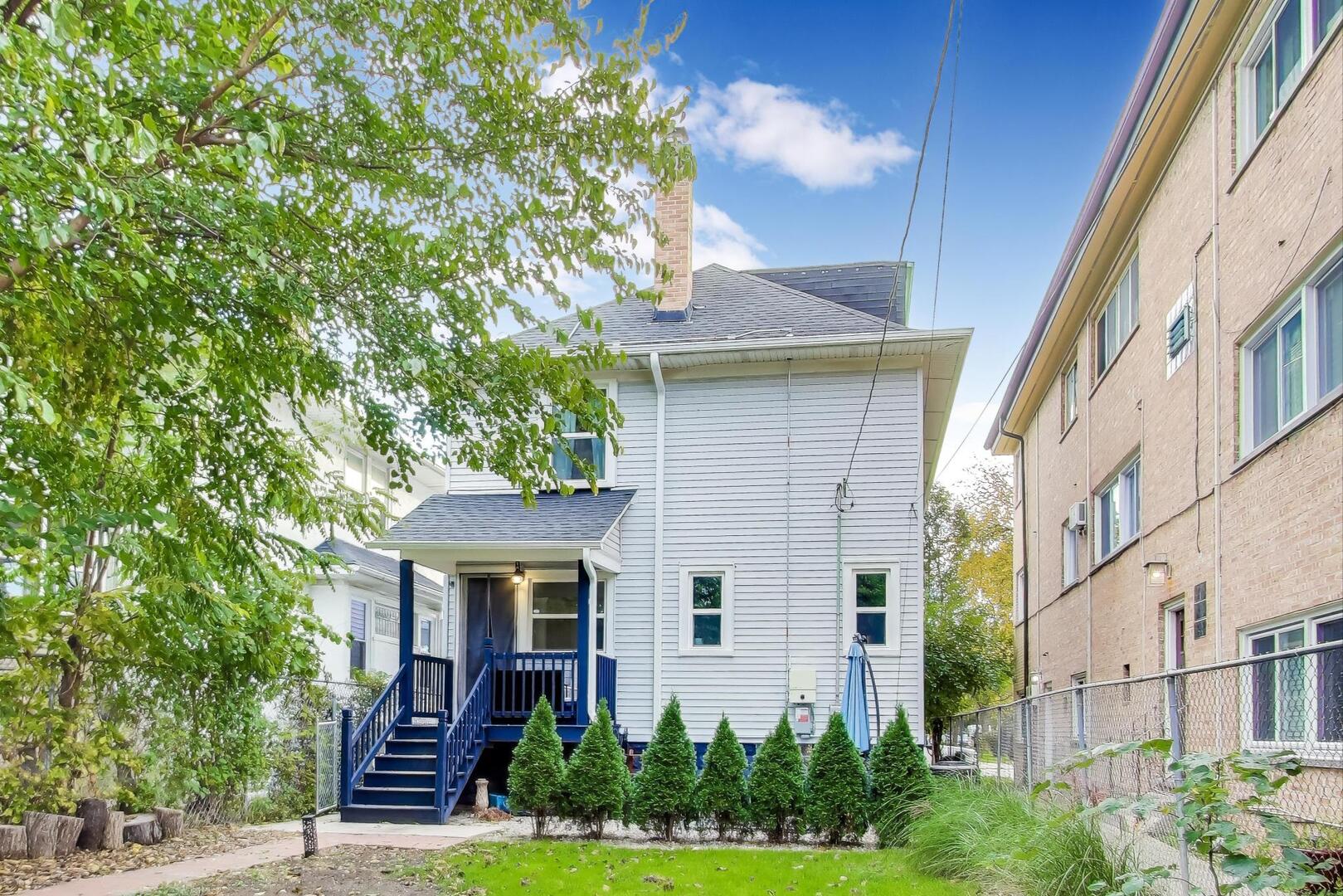 830 N Austin Boulevard