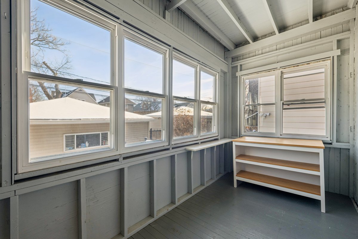 1122 S Oak Park Avenue