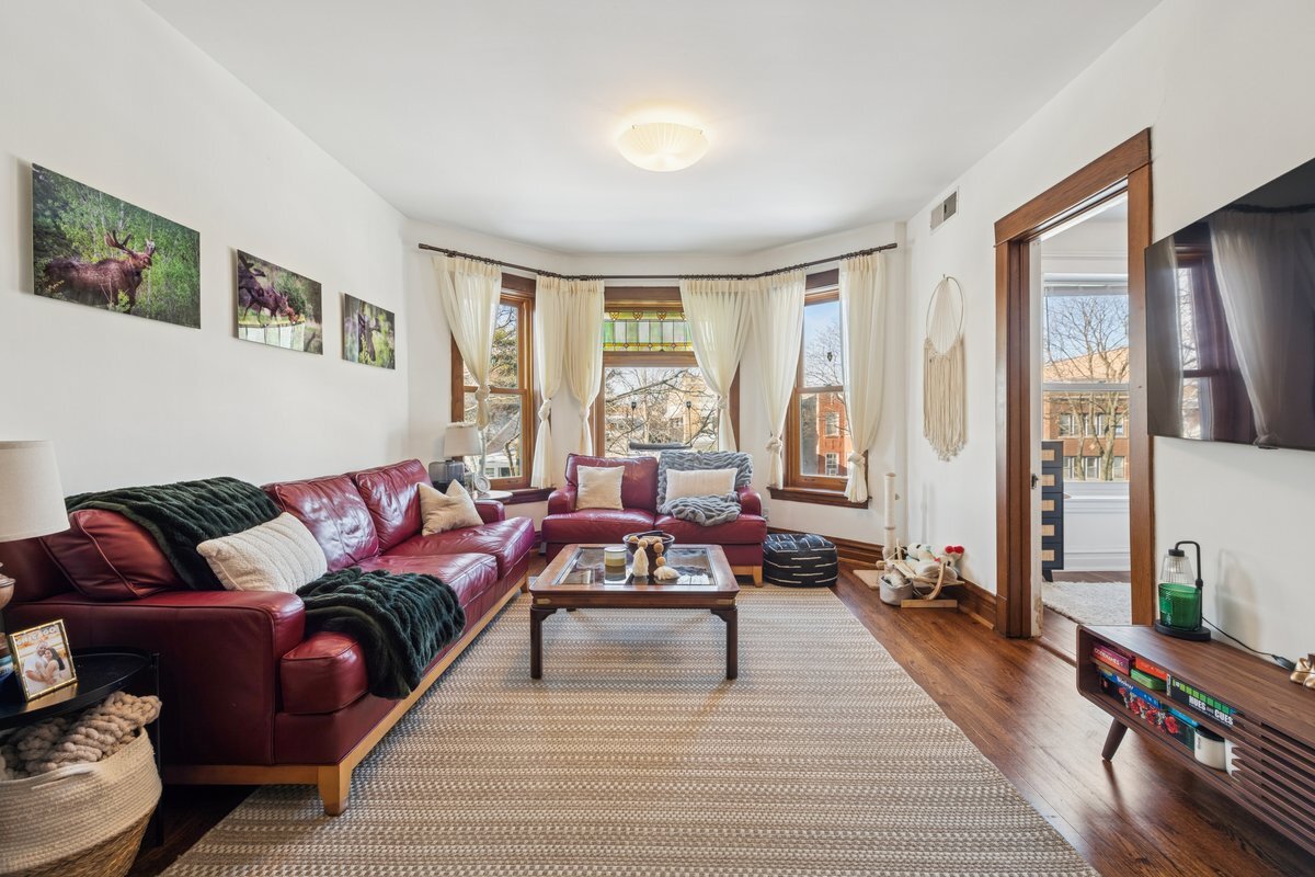 1122 S Oak Park Avenue