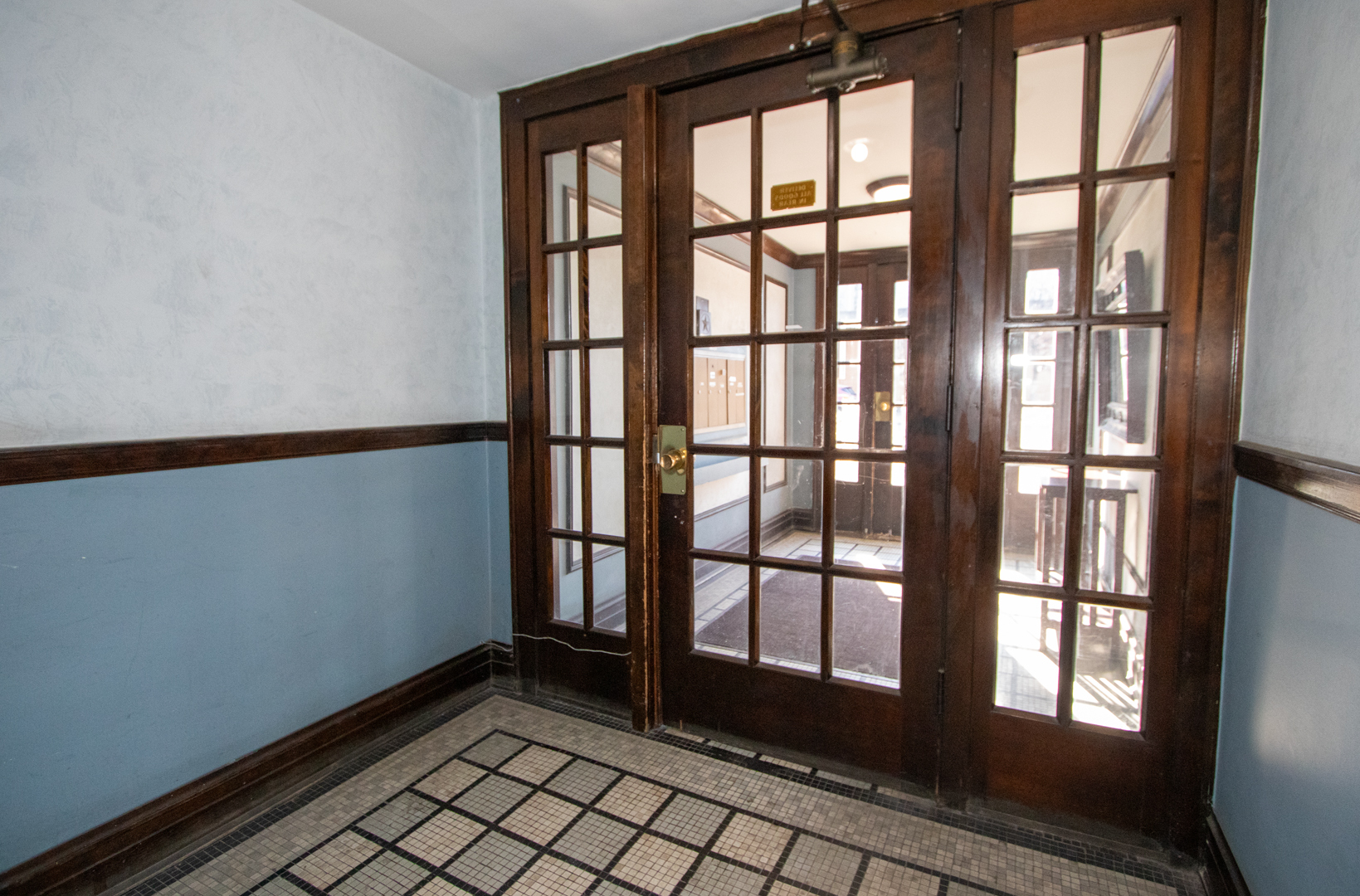 1146 Ontario Street Unit: 1E