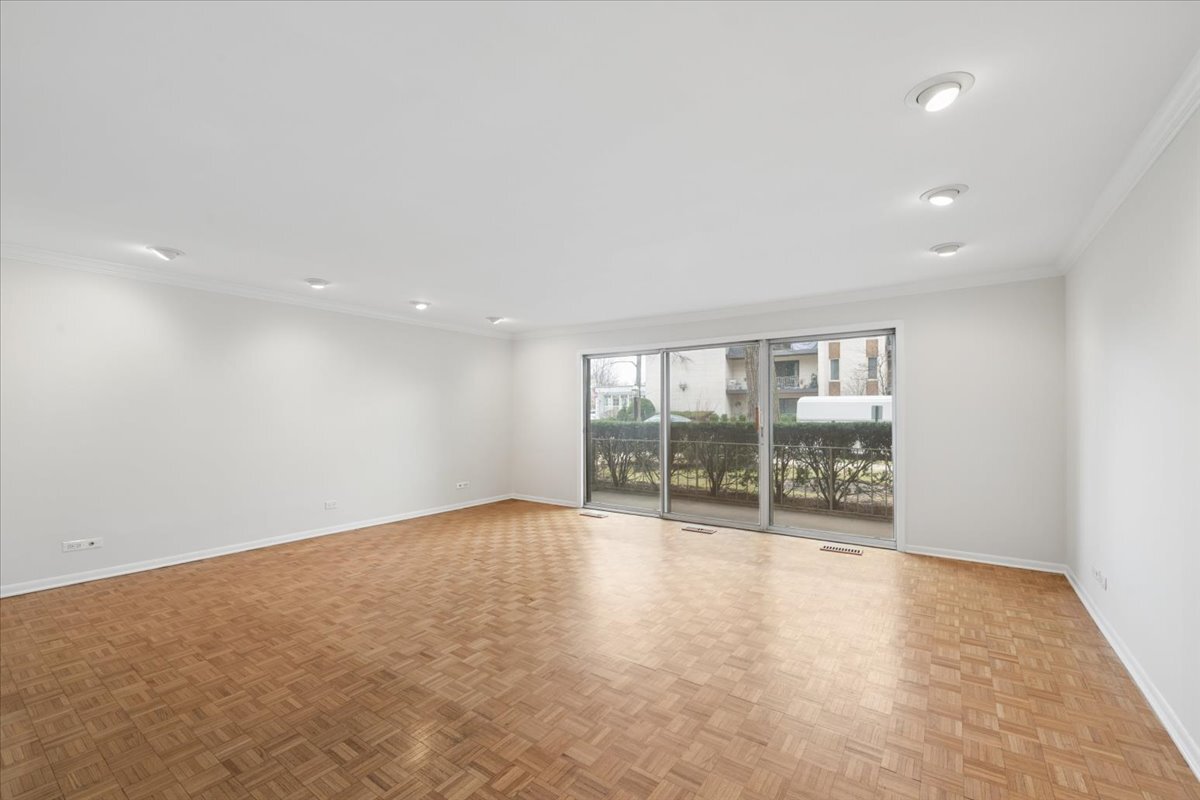 411 Ashland Avenue Unit: 1A