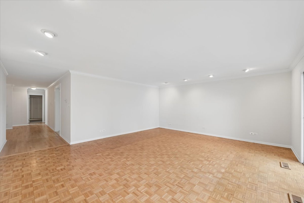 411 Ashland Avenue Unit: 1A