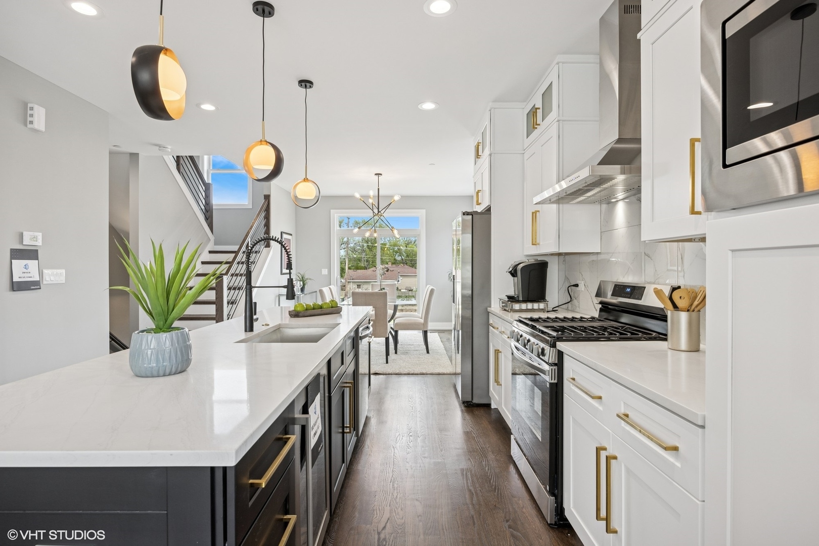 2809 Auxplaines Street