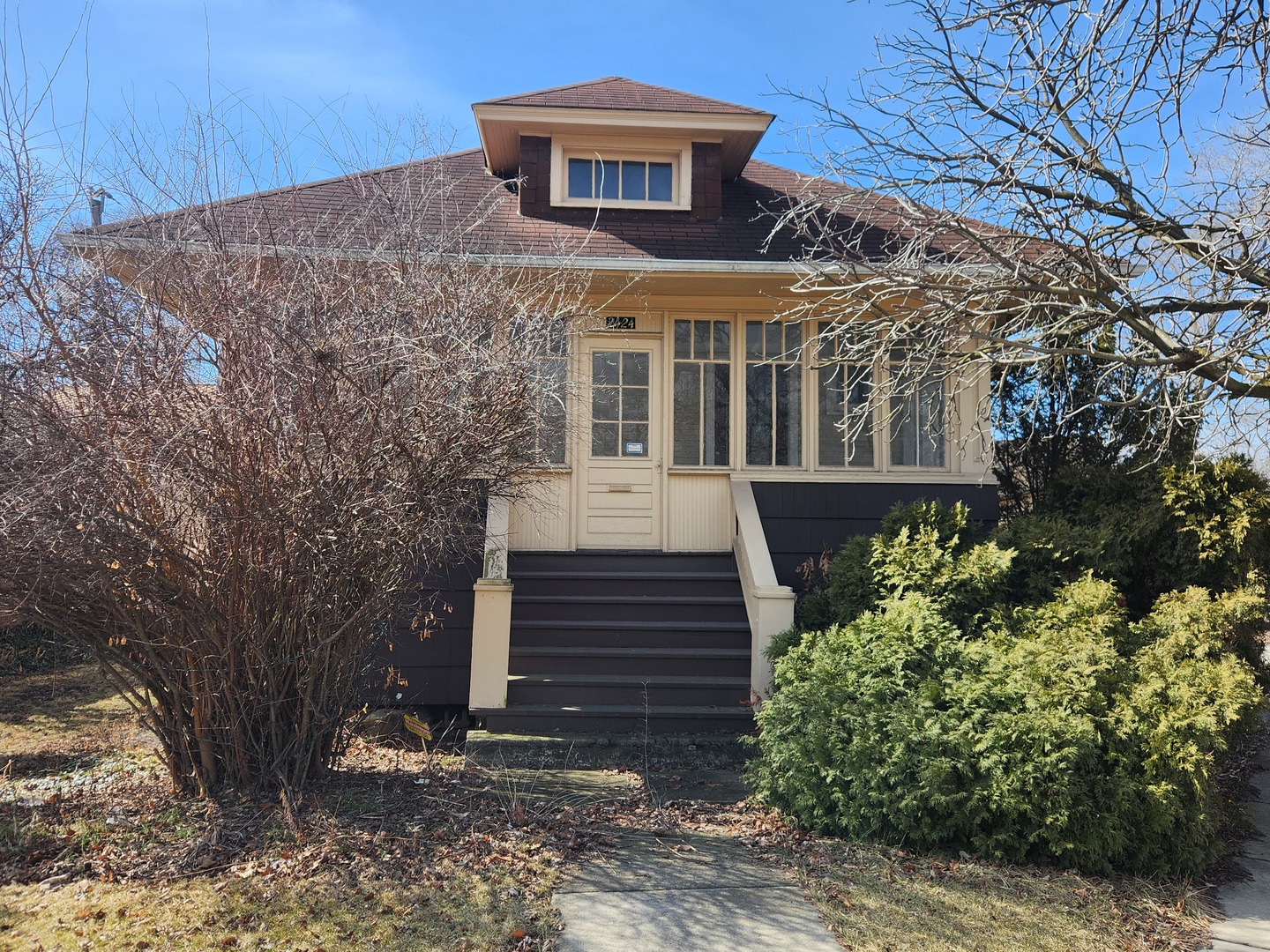 2424 River Road