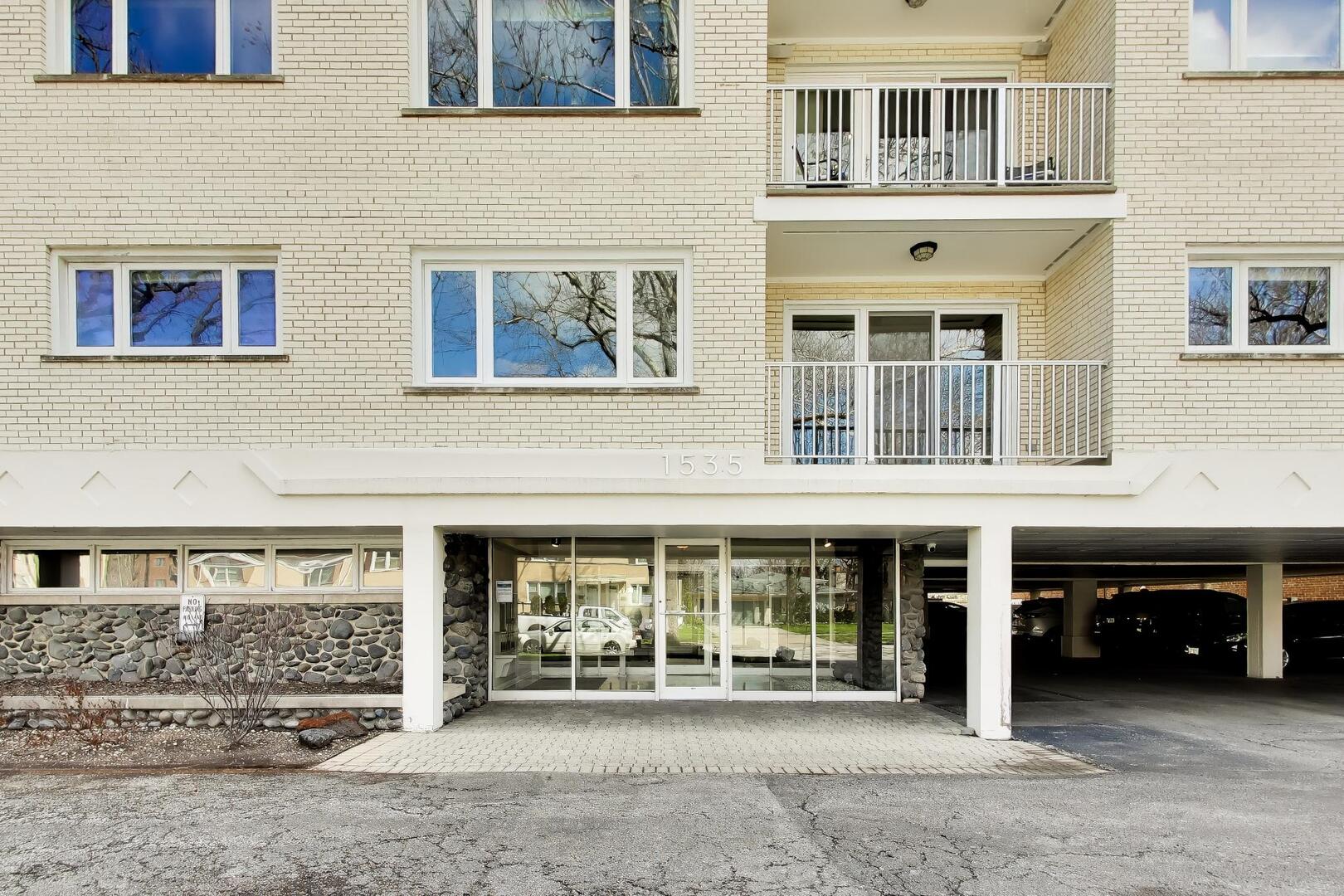 1535 Forest Avenue Unit: 402