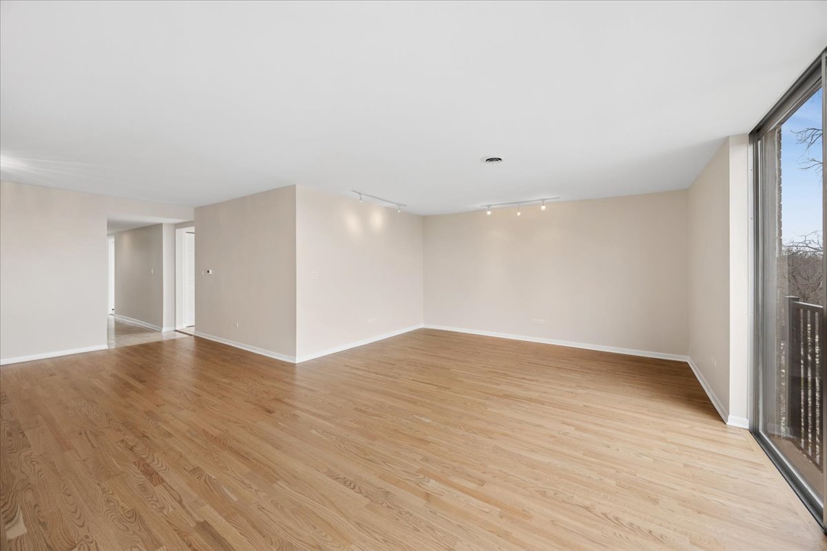 424 Park Avenue Unit: 501