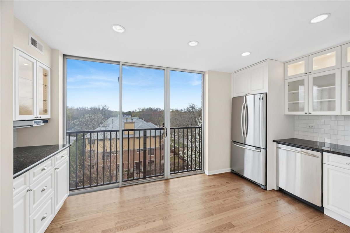 424 Park Avenue Unit: 501