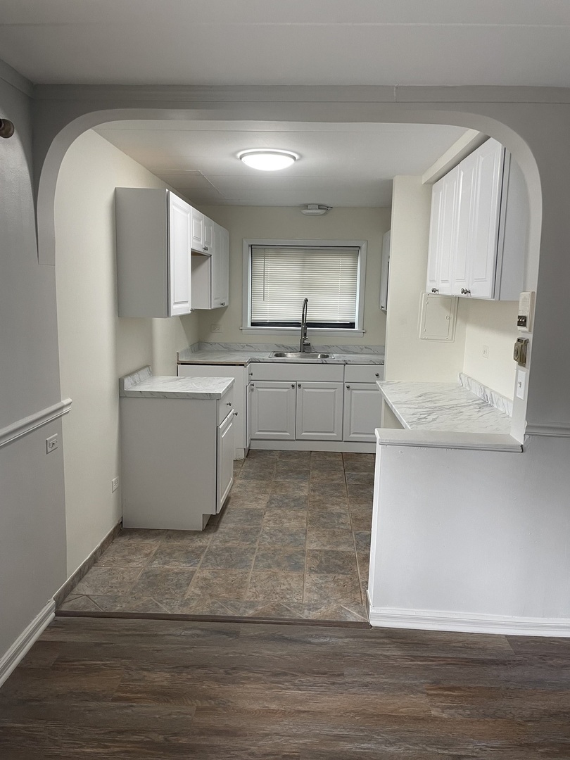 109 S Elmwood Avenue Unit: 9
