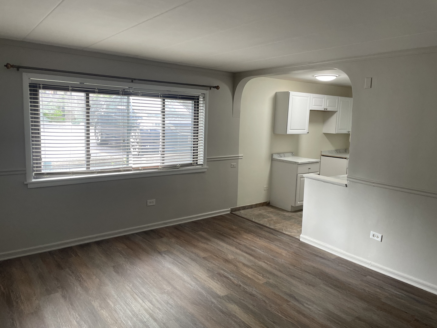 109 S Elmwood Avenue Unit: 9
