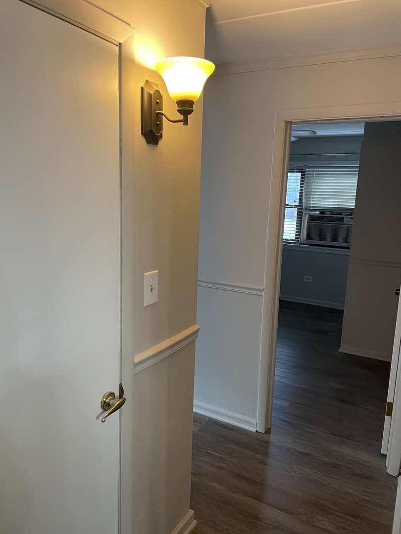 109 S Elmwood Avenue Unit: 9
