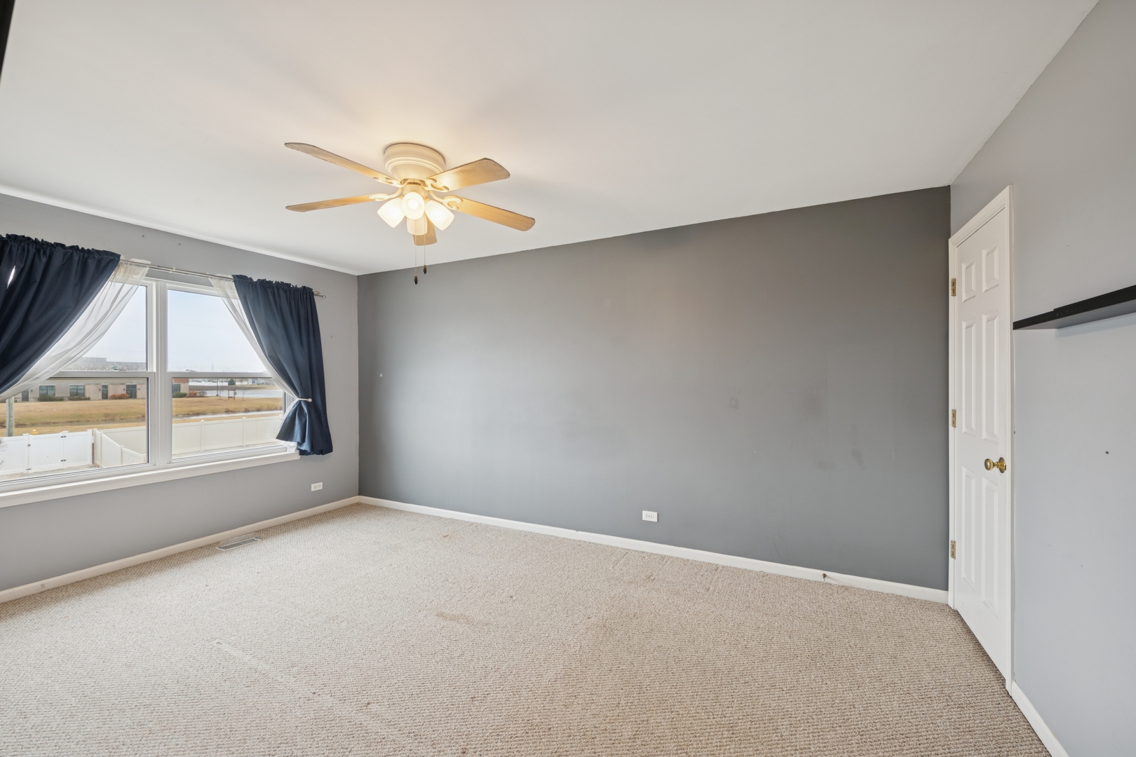 26334 W Silver Stream Drive