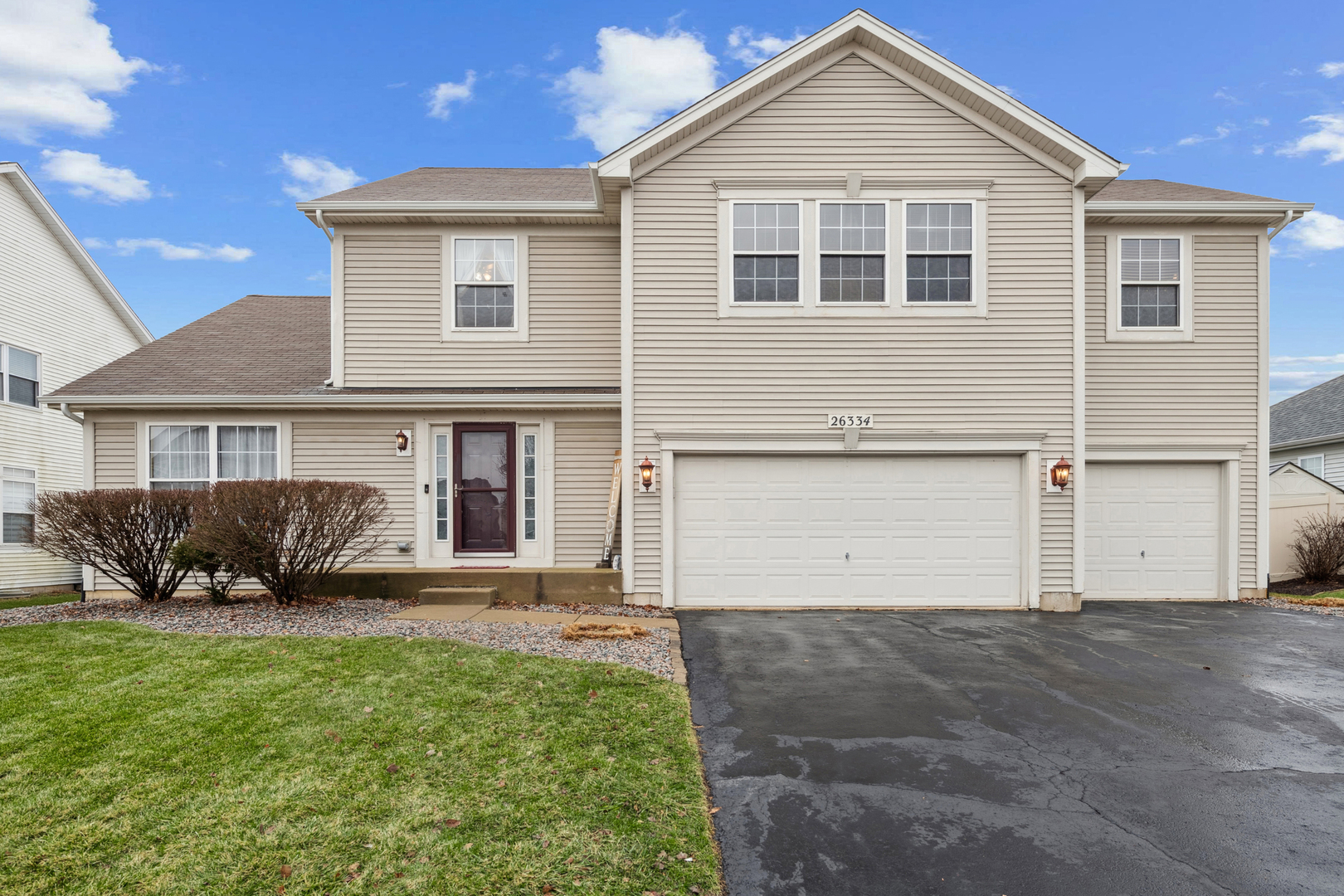 26334 W Silver Stream Drive