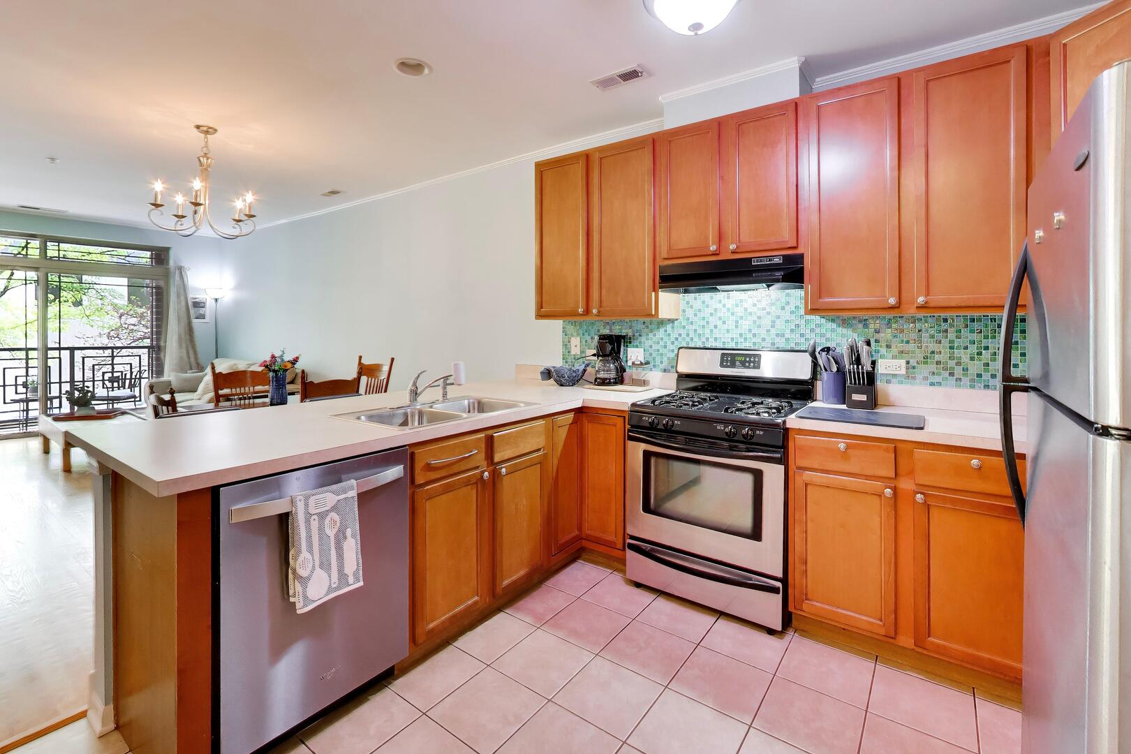 6436 Roosevelt Road Unit: 212