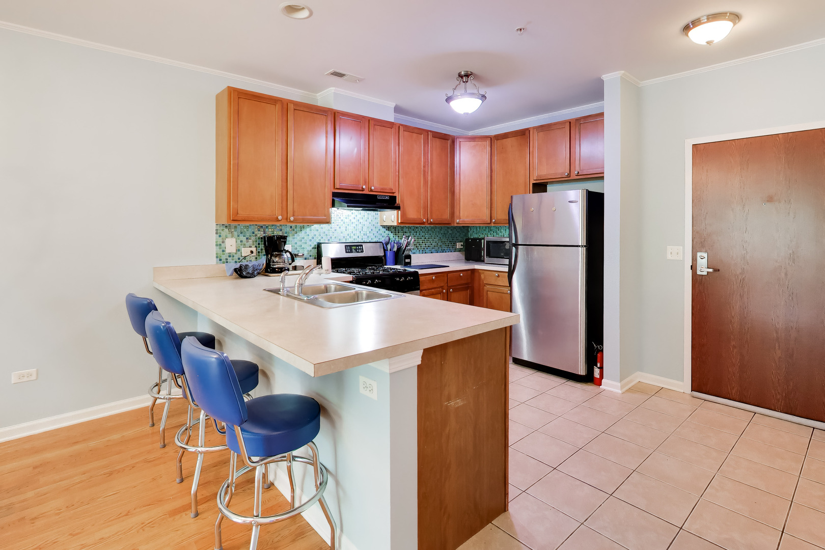 6436 Roosevelt Road Unit: 212