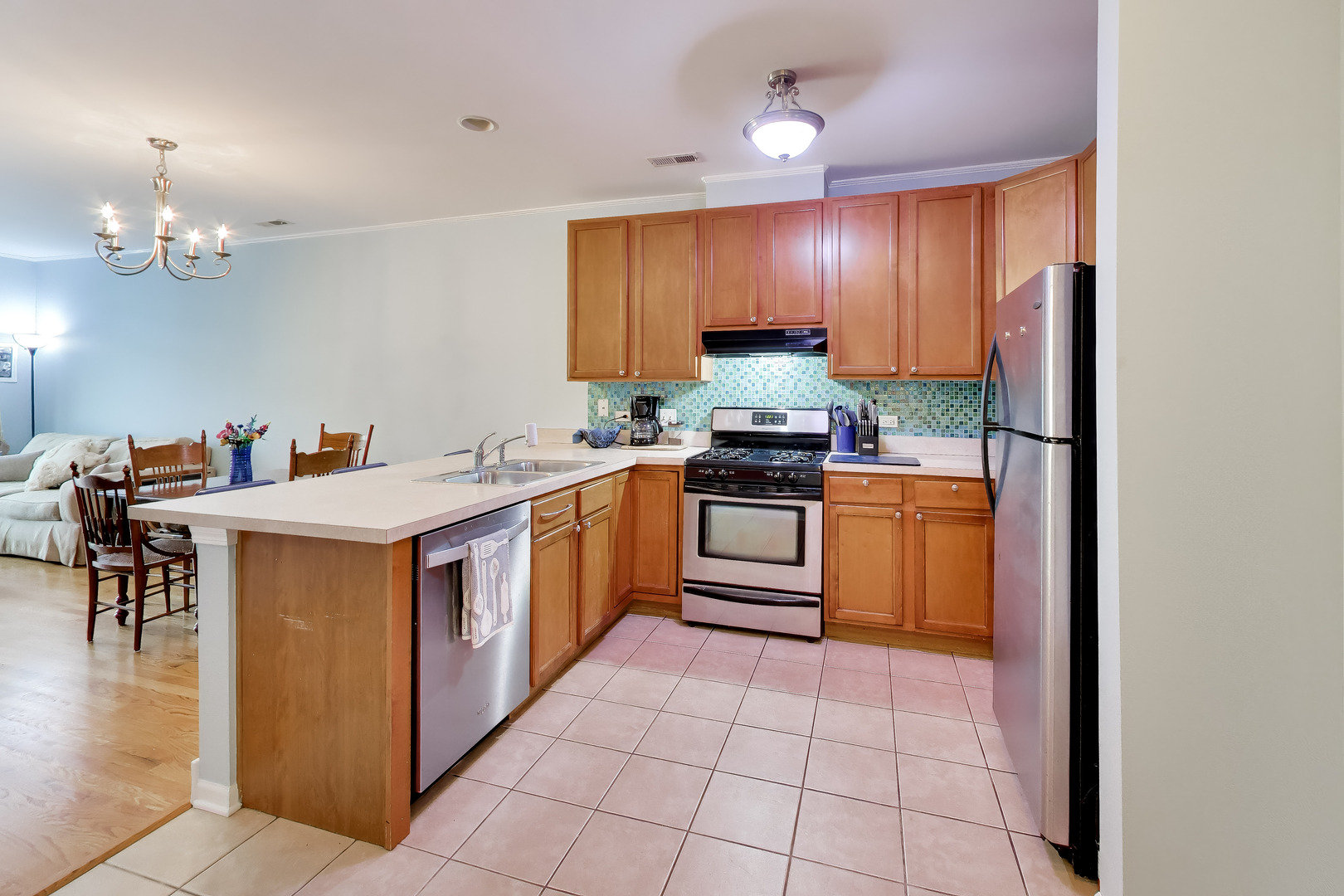 6436 Roosevelt Road Unit: 212