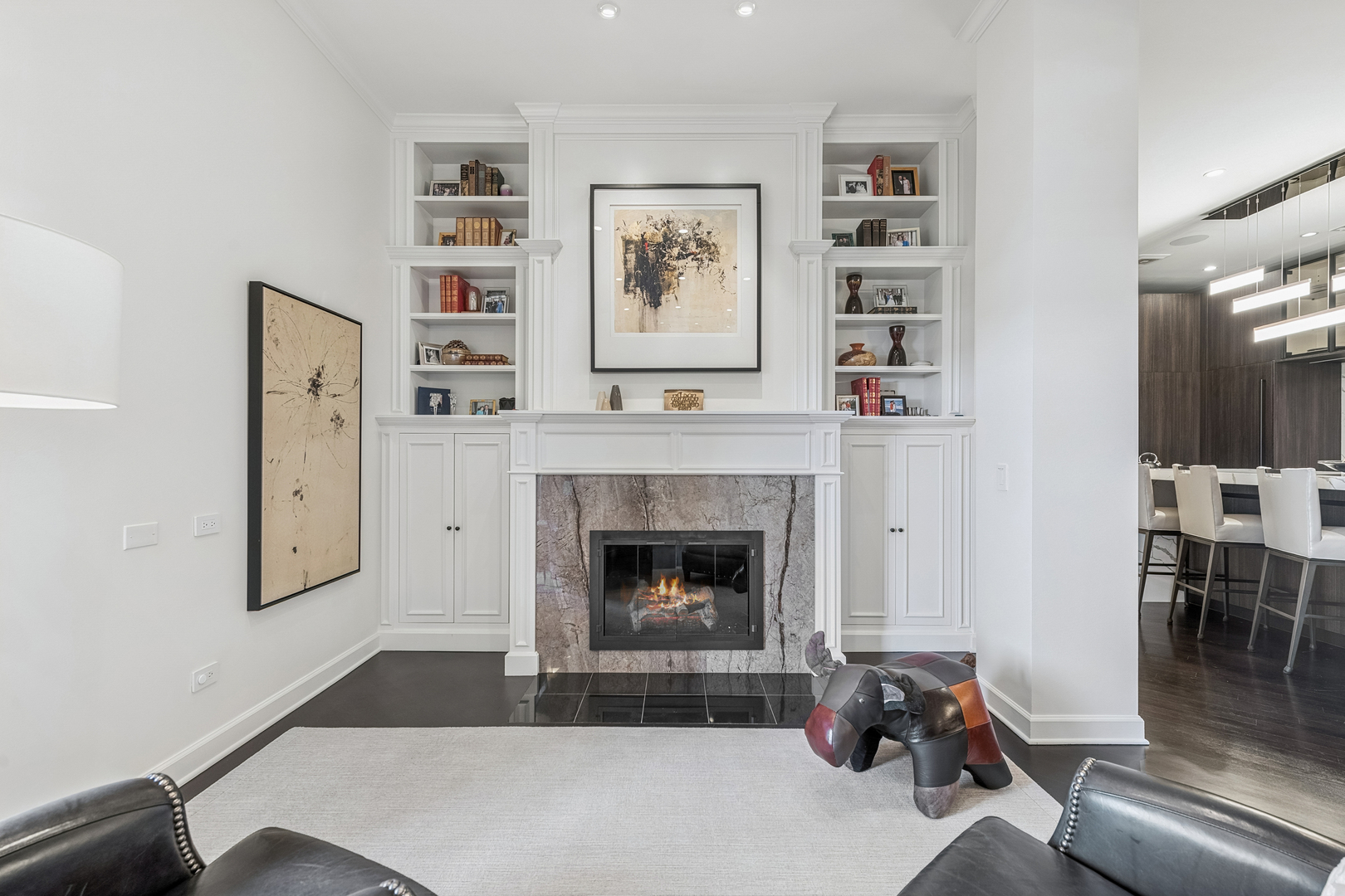 110 S Marion Street Unit: 606