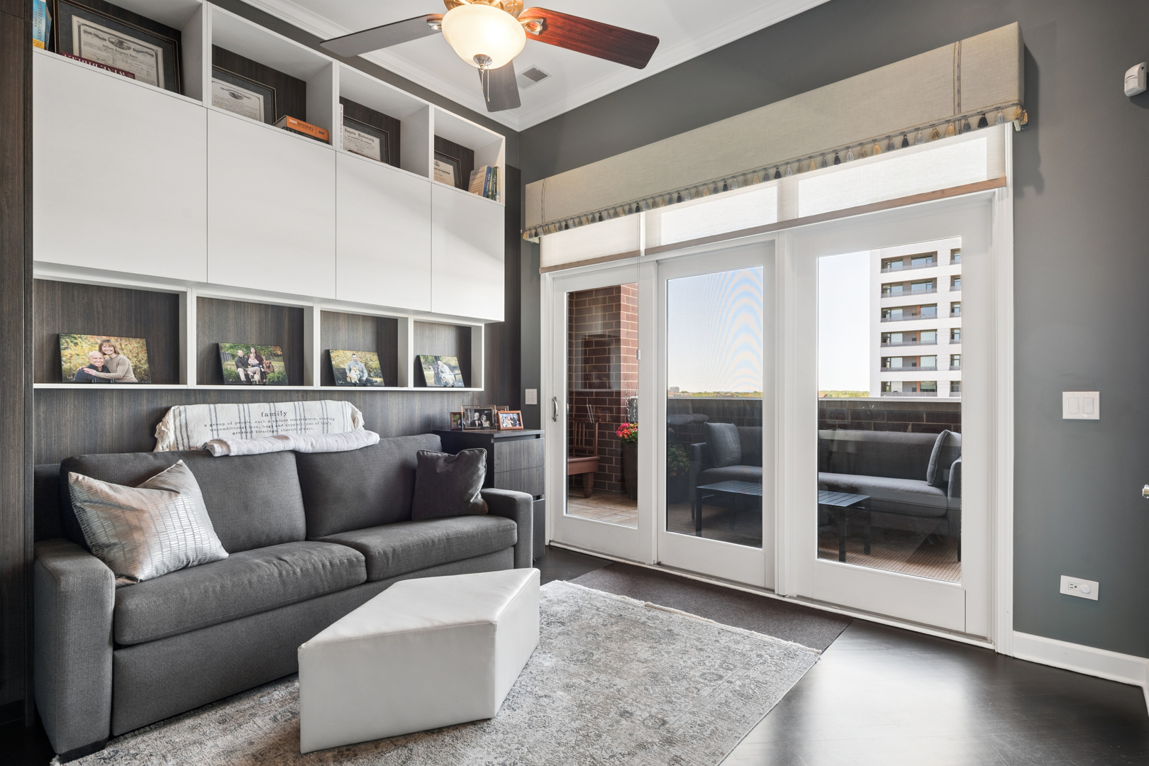 110 S Marion Street Unit: 606