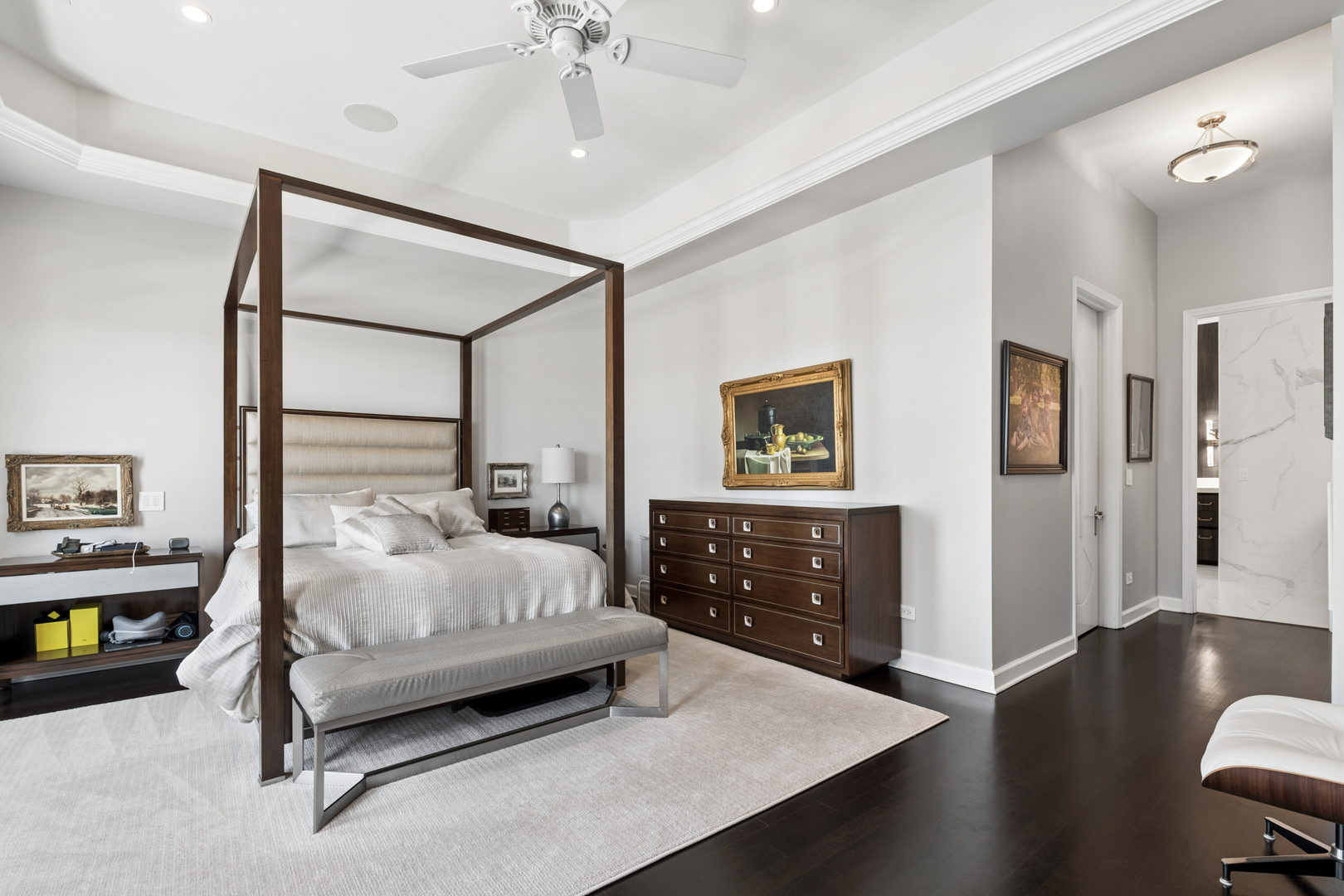 110 S Marion Street Unit: 606