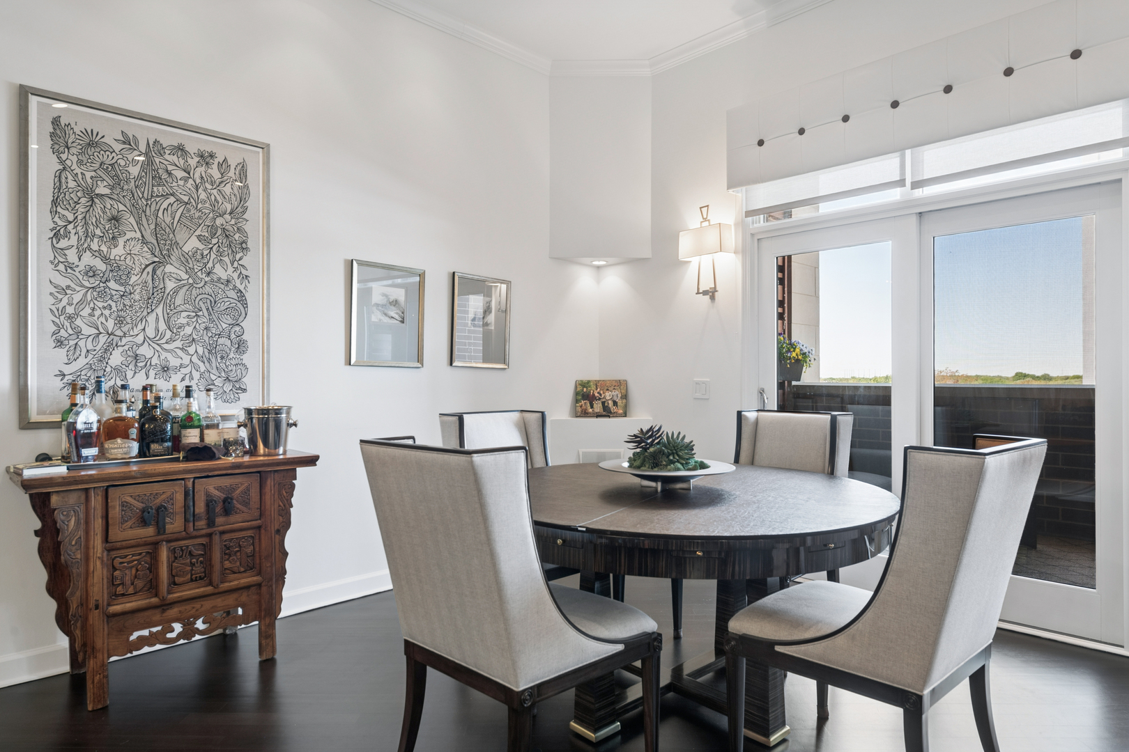 110 S Marion Street Unit: 606