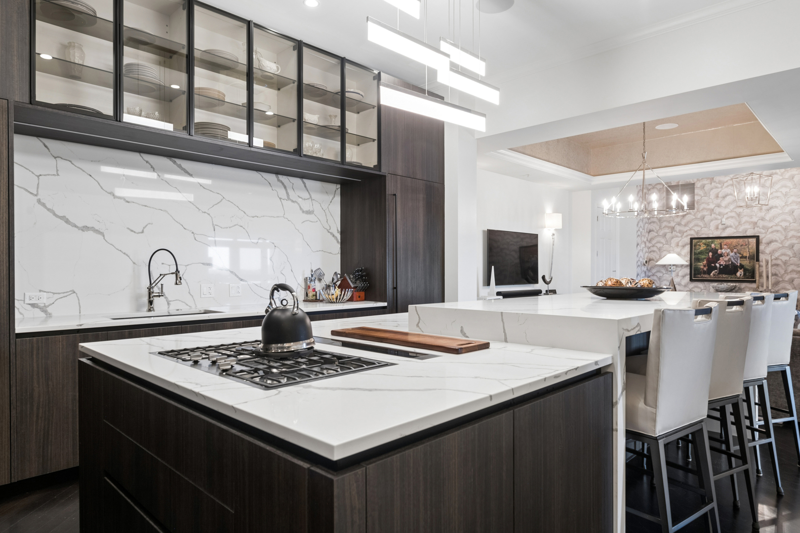 110 S Marion Street Unit: 606