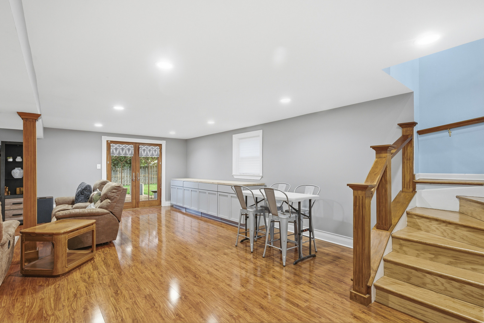 1940 Brentwood Lane E