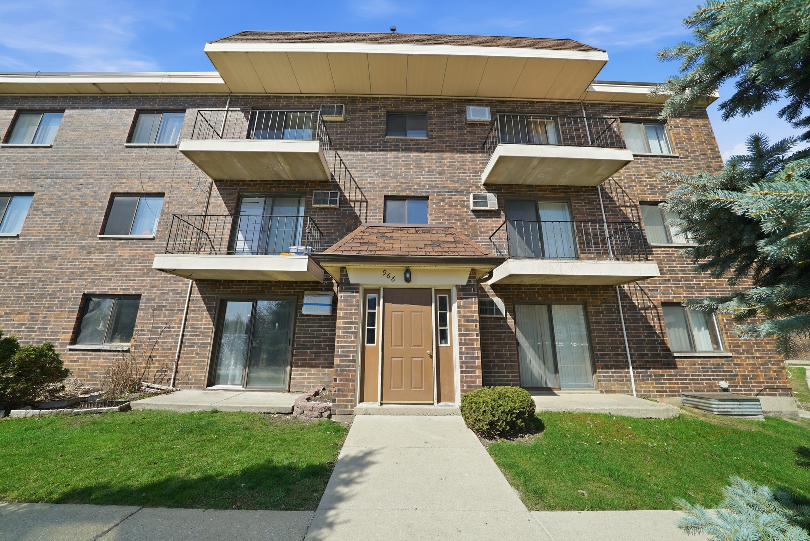 966 N Rohlwing Road Unit: GA