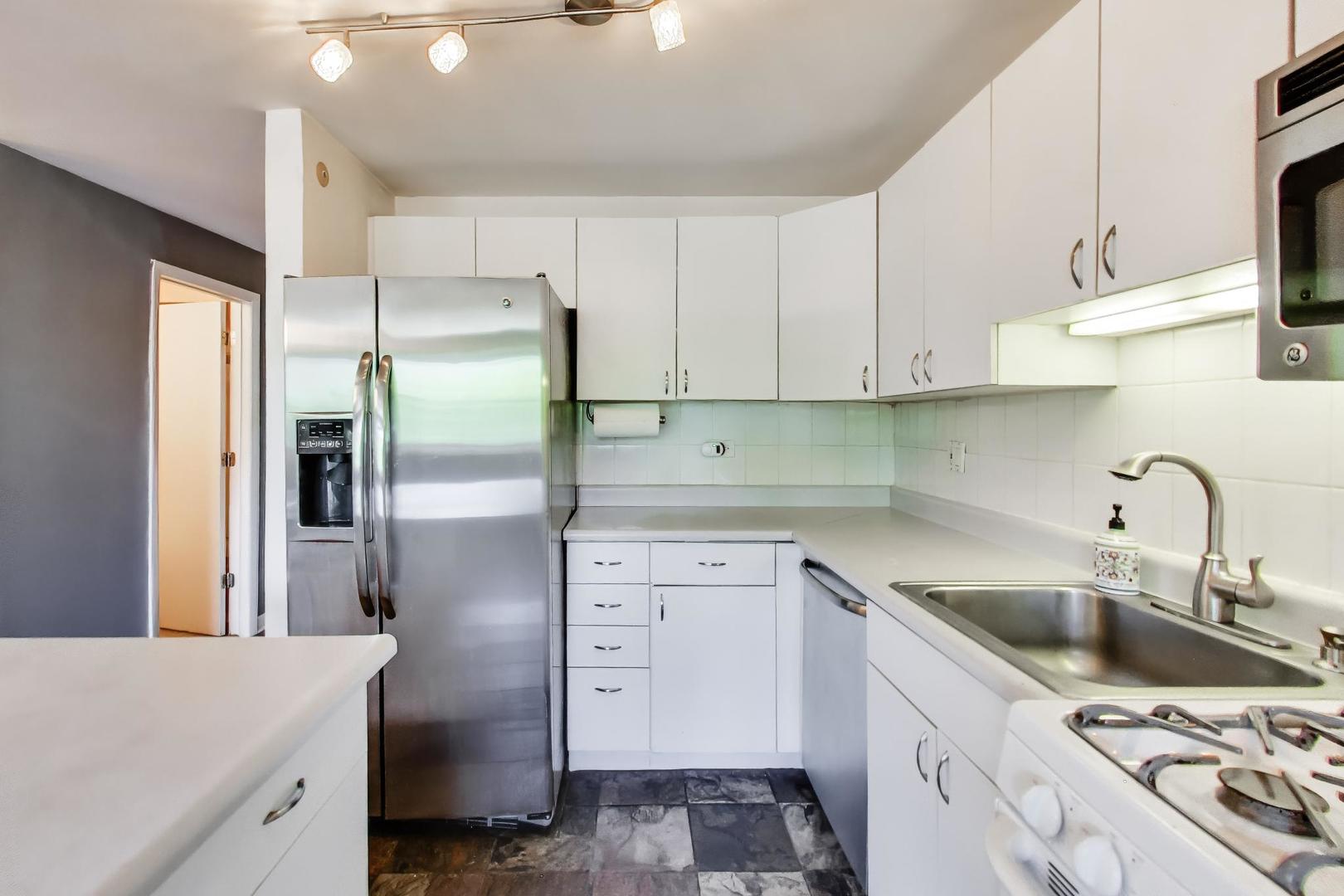 222 Washington Boulevard Unit: 305