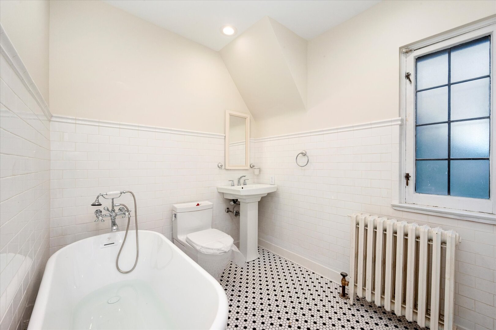 1123 Ashland Avenue