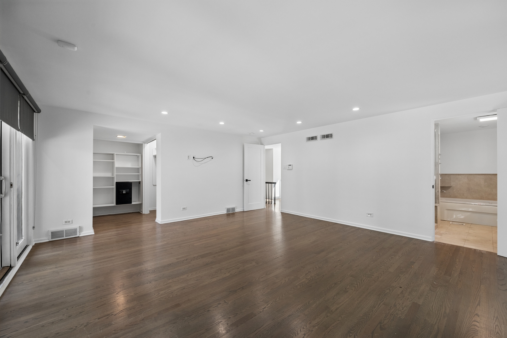 1329 Lathrop Avenue
