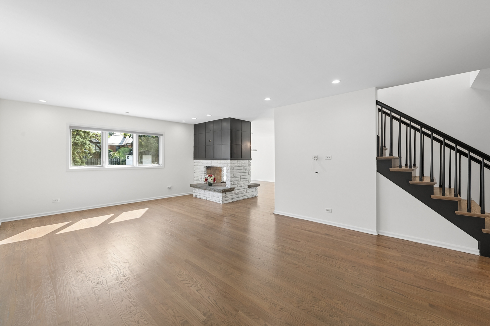 1329 Lathrop Avenue