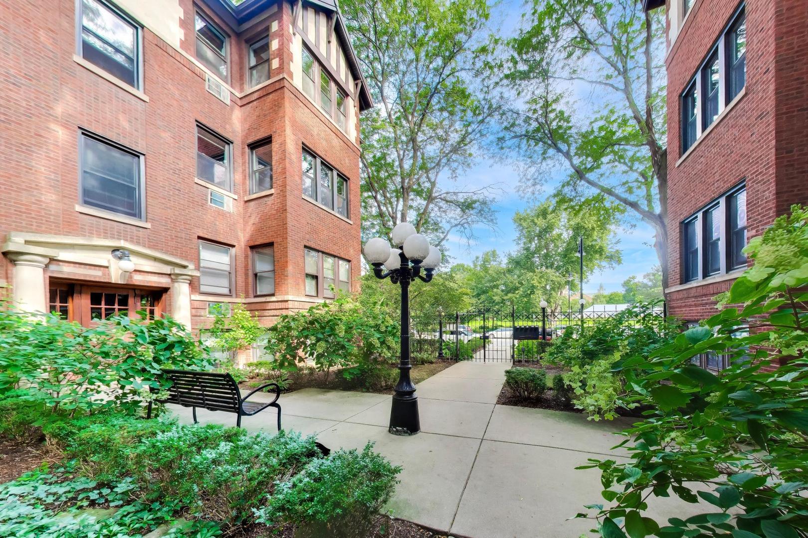 815 Lake Street Unit: 1S