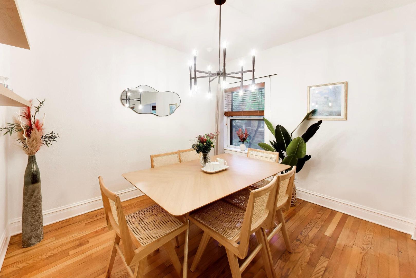 815 Lake Street Unit: 1S
