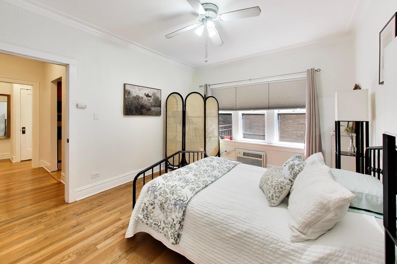 815 Lake Street Unit: 1S