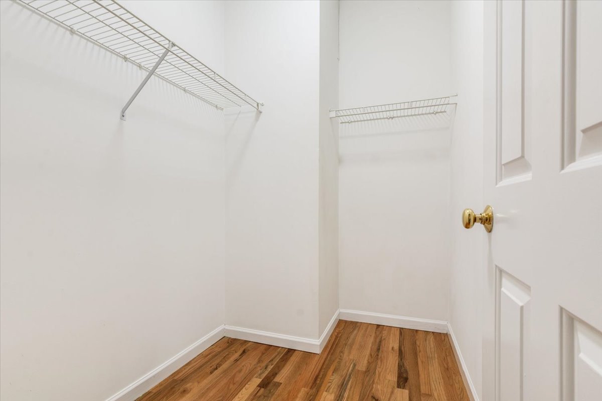 1925 N Sedgwick Street Unit: 1